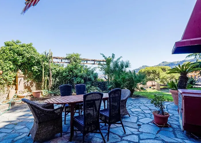 Villa Tamagna - Swimming Pool, Barbeque, Garden