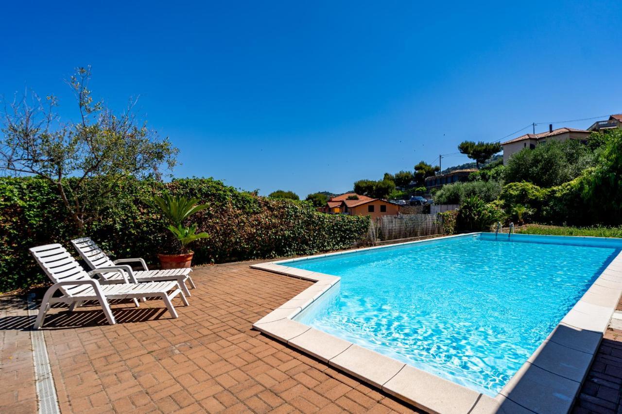 Tamagna - Swimming Pool, Barbeque, Garden * Bevera (Liguria)